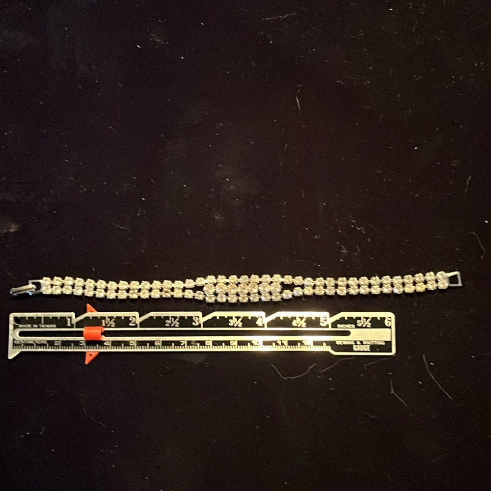 3/$15 Rhinestone Bracelet - Picture 3 of 4